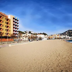 https://apartamentos-elvira.topcostabravahotels.com